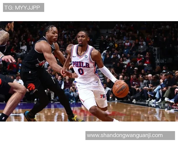 猛龙与76人激战再续谁能在季后赛中占据主动权